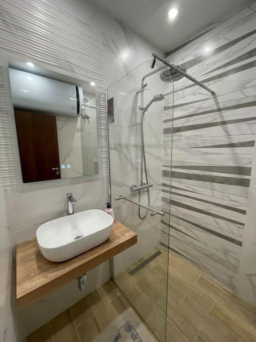 *Hot* Main Square Brand New Luxury Apartment Burgas Ngoại thất bức ảnh